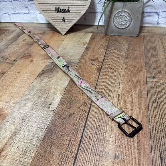 Landes boho distressed look leather belt size M floral eyes main image 11